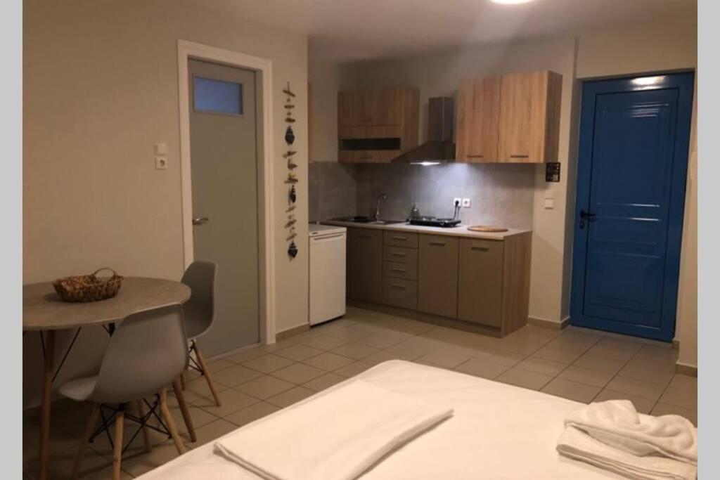 Hersonissos Centre Small Apartment Экстерьер фото